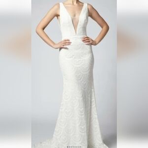 Henry Roth Essie gown size 8 NWT